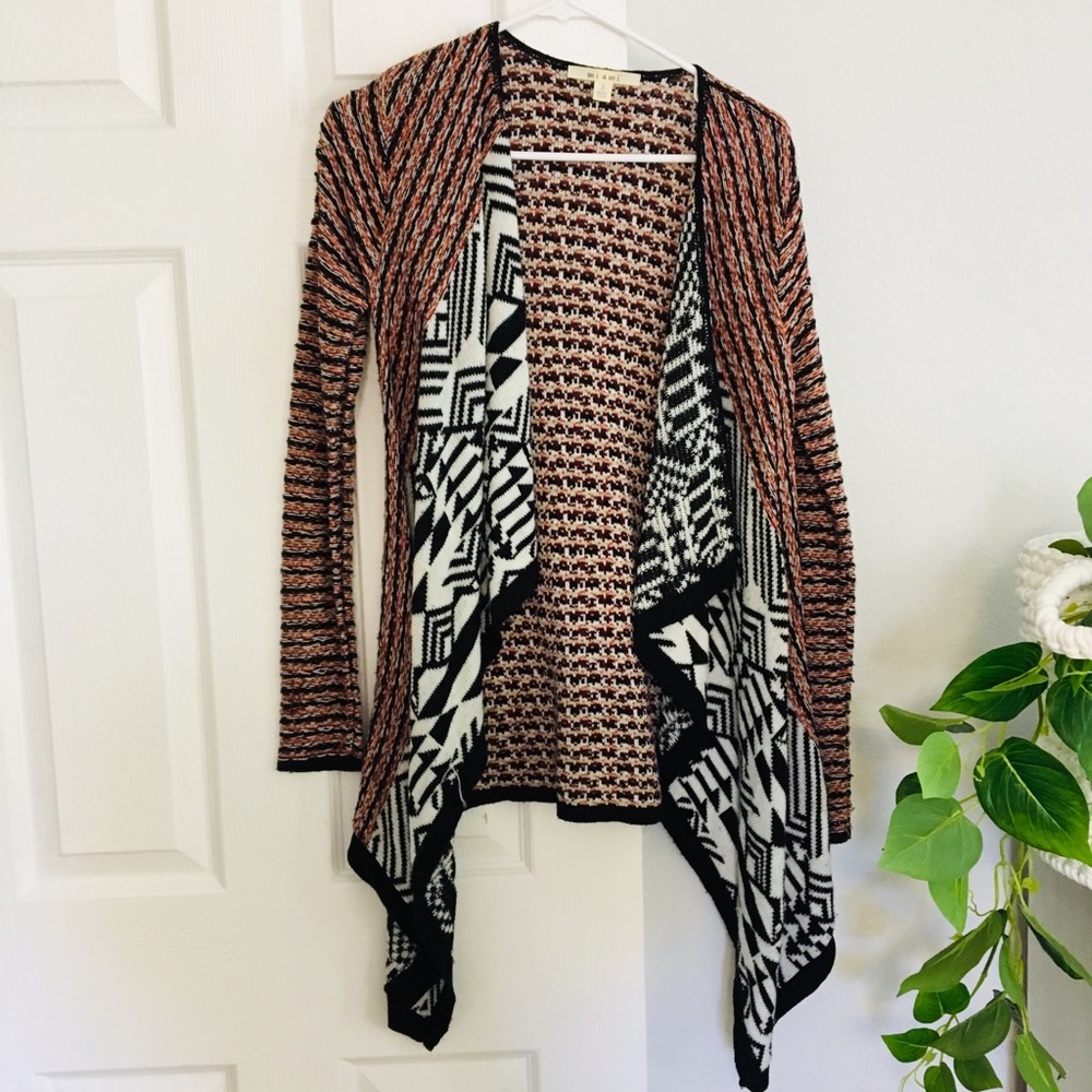 Cardigan - Picture 2 of 3